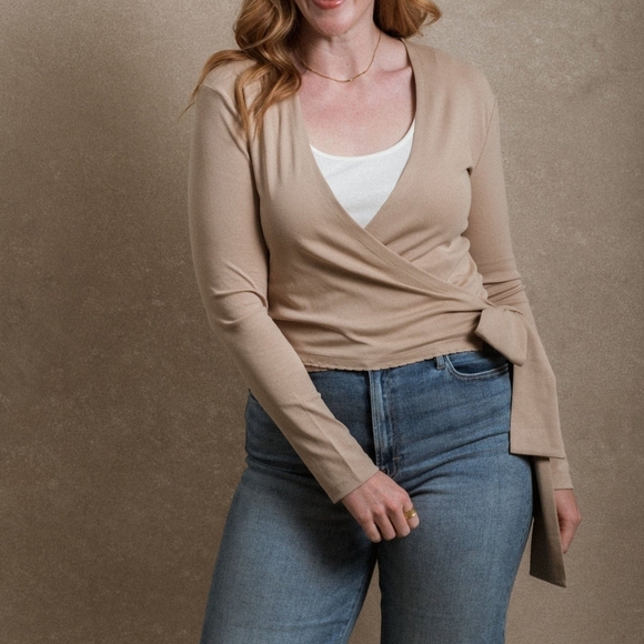 Neuflora Rylan Wrap Top - Picture 5 of 6